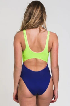 Nike - Colorblock Cutout One Piece (Indigo Burst) -Nike Swim Equipment Discount Store nike colorblock cutout one piece indigo burst 6