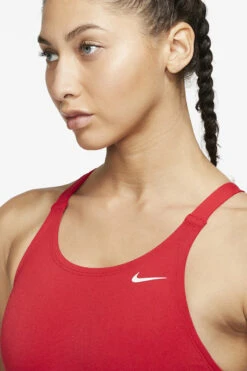 Nike - Poly Solid Hydrastrong Fastback One Piece (University Red) -Nike Swim Equipment Discount Store nike poly solid hydrastrong fastback one piece university red 10